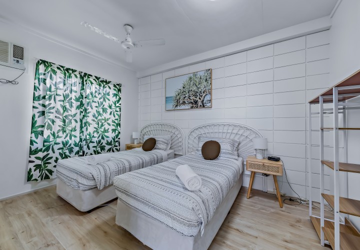 2.22 Airlie Cres 30.11.2021 R Jean Photography 2