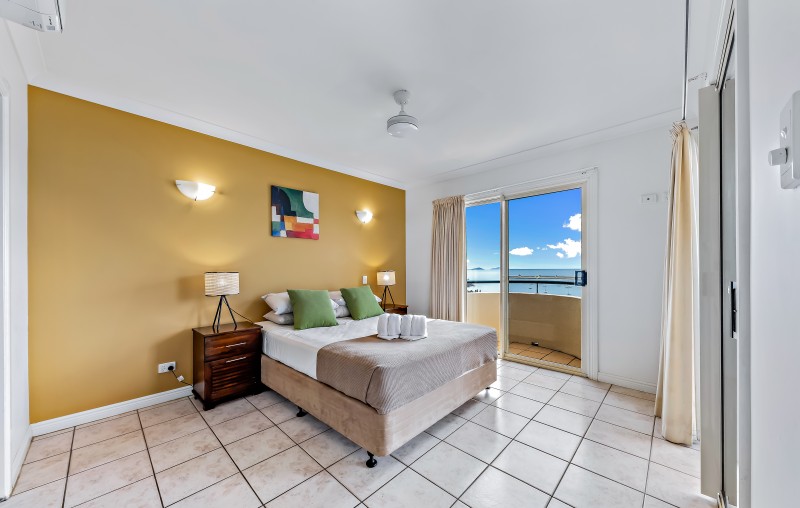 4.14 Golden Orchid Dr 07.06.2022 R Jean Photography 7