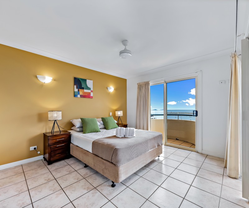 4.14 Golden Orchid Dr 07.06.2022 R Jean Photography 7
